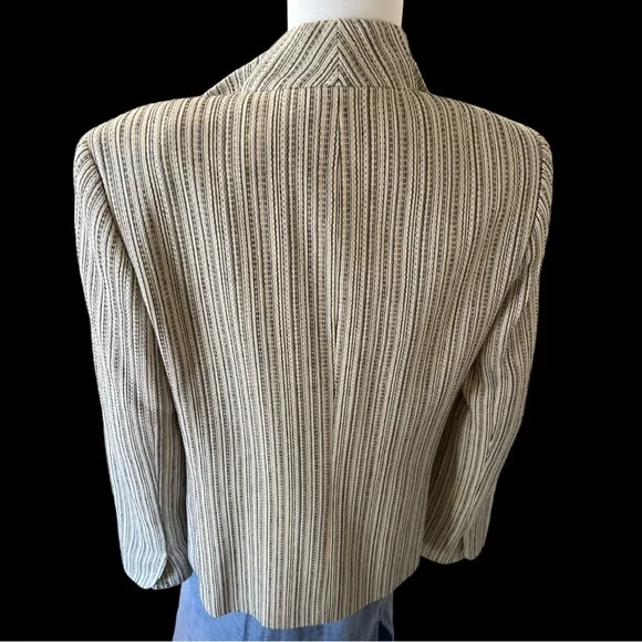 Dana Buchman Blazer - Picture 3 of 13